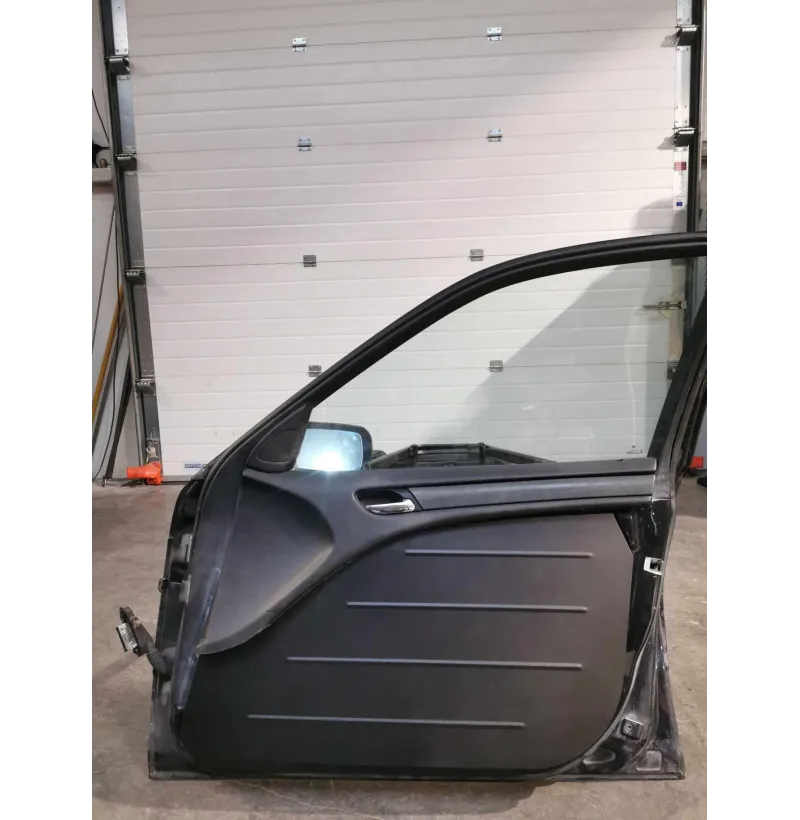 Swagier BMW 3 Series Sedan E46 Door Trim Panels 4 Swagier BMW 3 Series Sedan E46 Door Trim Panels - Image 4