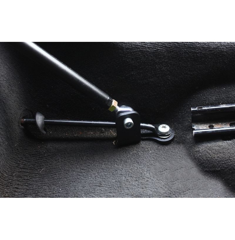 Swagier BMW 3 Series Coupe E92 Belt Fastening Harness Bar 2 Swagier BMW 3 Series Coupe E92 Belt Fastening Harness Bar - Image 2