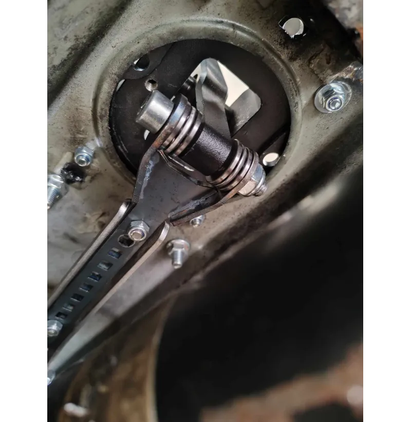 Swagier BMW Adjustable Gearbox Link Bracket for Short Shifters E30 E36 E46 E39 E90 E92 2 Swagier BMW Adjustable Gearbox Link Bracket for Short Shifters E30 E36 E46 E39 E90 E92 - Image 2