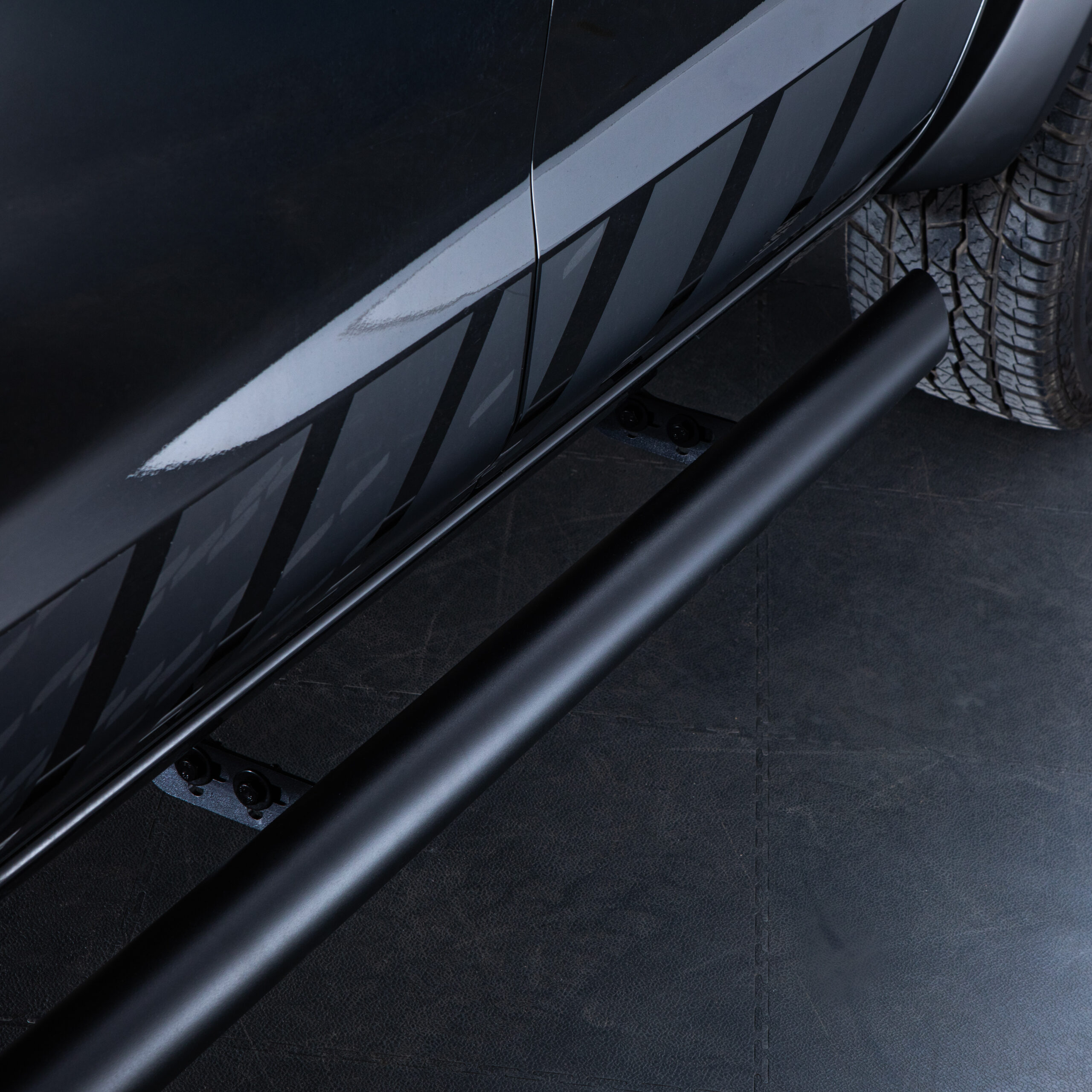 Nissan Navara Side Bars - Matte Black (NP300 2015-2021) 3 Nissan Navara Side Bars - Matte Black (NP300 2015-2021) - Image 3