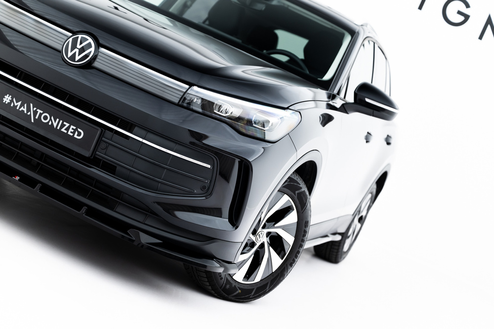 Maxton Design VW Tiguan Front Lip V1 - Gloss (MK3 SE 2024+) 6 Maxton Design VW Tiguan Front Lip V1 - Gloss (MK3 SE 2024+) - Image 6