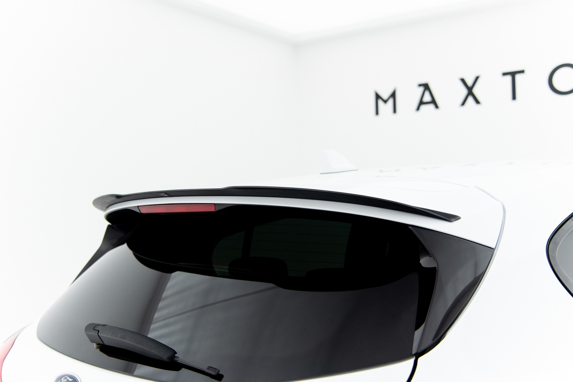 Maxton Design Ford Focus Spoiler - Gloss (Mk4 2018-2026) 2 Maxton Design Ford Focus Spoiler - Gloss (Mk4 2018-2026) - Image 2