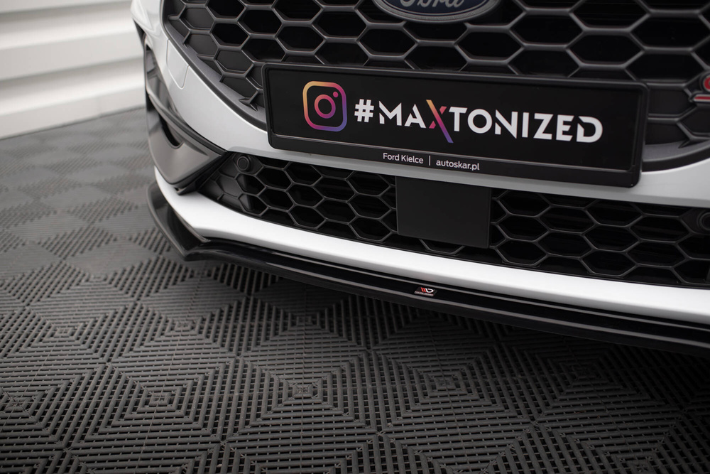 Maxton Design Ford Focus ST/ST-Line Front Lip V1 - Gloss (Mk4.5 2021-2025) 3 Maxton Design Ford Focus ST/ST-Line Front Lip V1 - Gloss (Mk4.5 2021-2025) - Image 3
