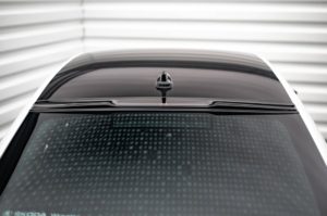 Maxton Design - Skoda Octavia Mk4 19+ Liftback Roof Spoiler - GLOSS BLACK (2019+) 59 pol pl Przedluzenie Tylnej Szyby Skoda Octavia Liftback Mk4 14148 5