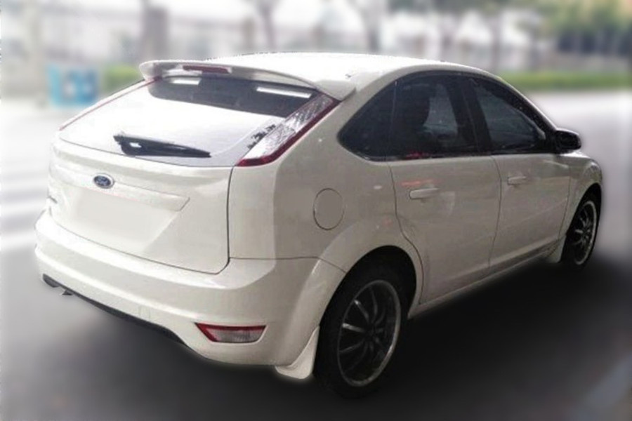 Ford Focus Roof Spoiler - ST STyle (Mk2 2004-2011) 6 Ford Focus Roof Spoiler - ST STyle (Mk2 2004-2011) - Image 6