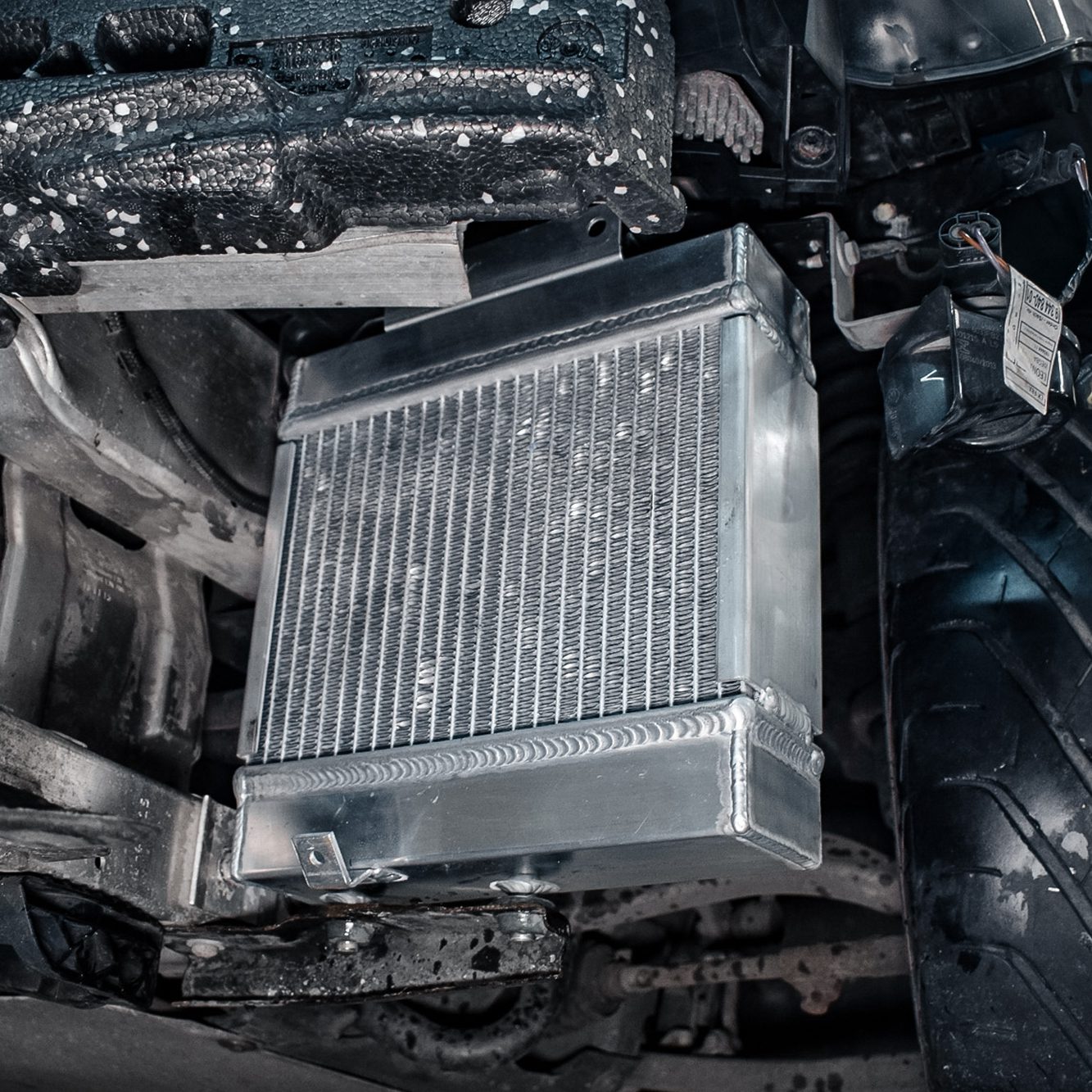 Direnza - BMW 3 Series F80 M3 14-18 Auxiliary Charge Cooler Radiator & Auxiliary Radiator 3 Direnza - BMW 3 Series F80 M3 14-18 Auxiliary Charge Cooler Radiator & Auxiliary Radiator - Image 3