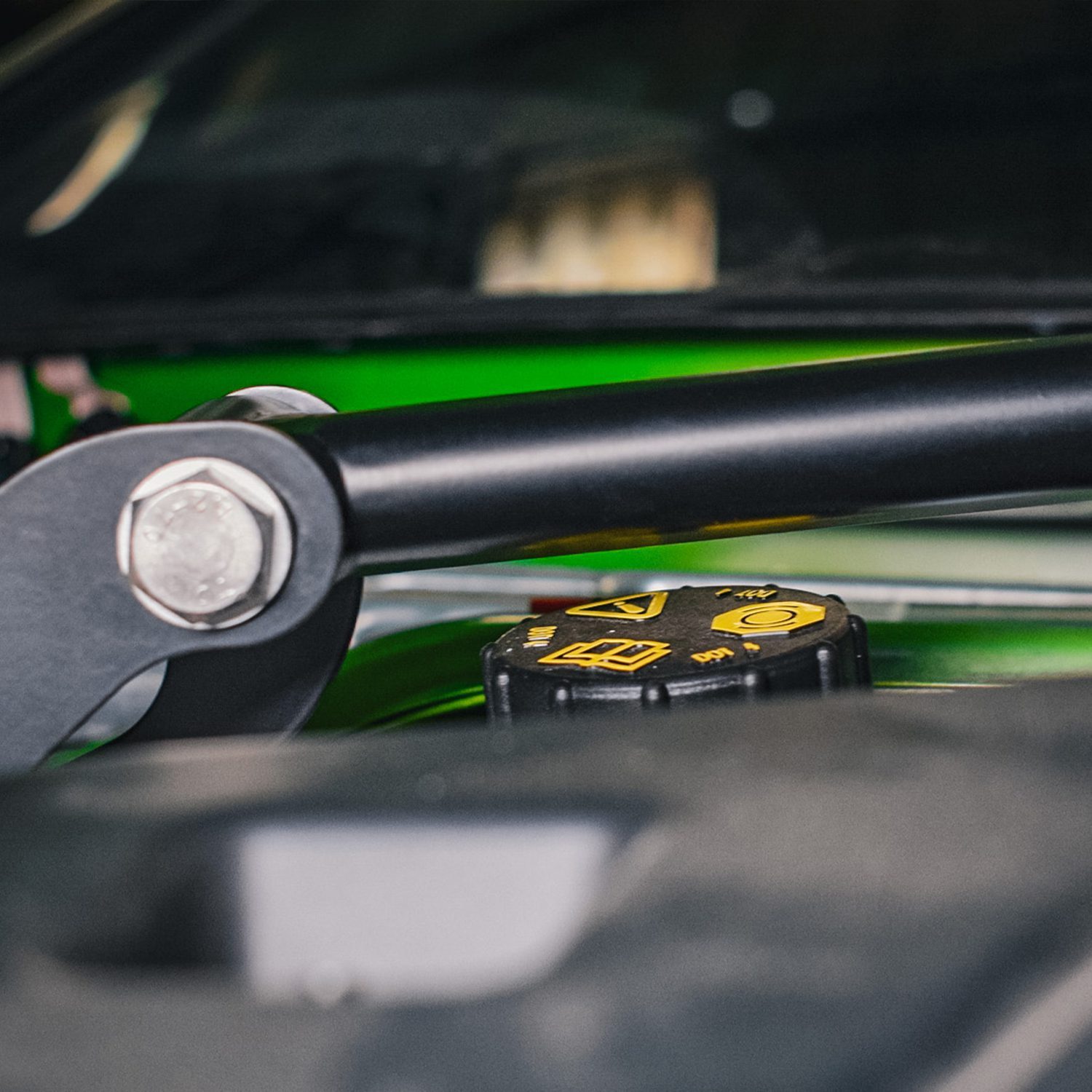 Direnza - Ford Focus MK4 ST 2.3 Ecoboost 2018-2025 Front Upper Strut Brace 3 Direnza - Ford Focus MK4 ST 2.3 Ecoboost 2018-2025 Front Upper Strut Brace - Image 3