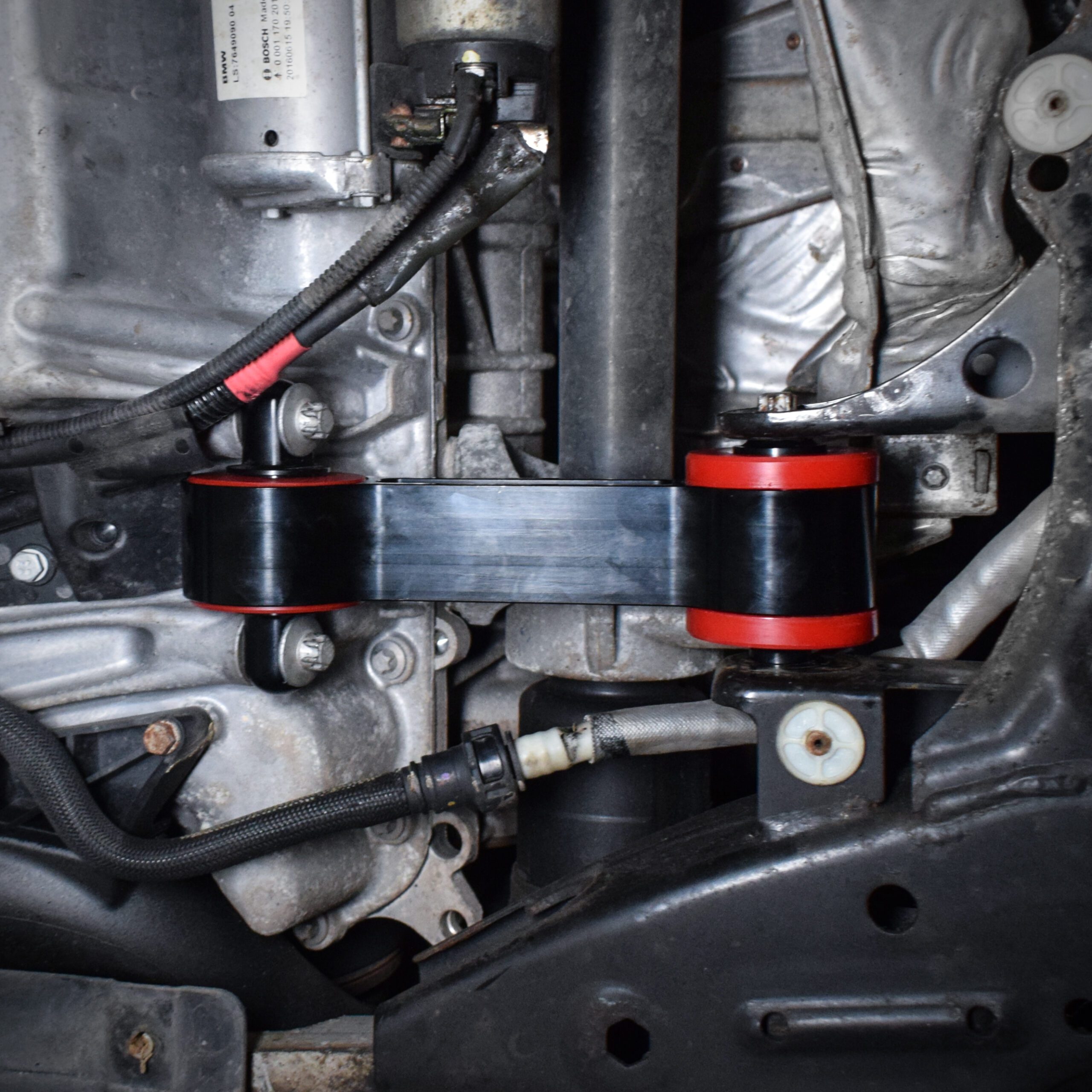 Direnza - Mini Cooper S F55 F56 F57 14-24 2.0 B48 - Aluminium Dog Bone Engine Mount 3 Direnza - Mini Cooper S F55 F56 F57 14-24 2.0 B48 - Aluminium Dog Bone Engine Mount - Image 3