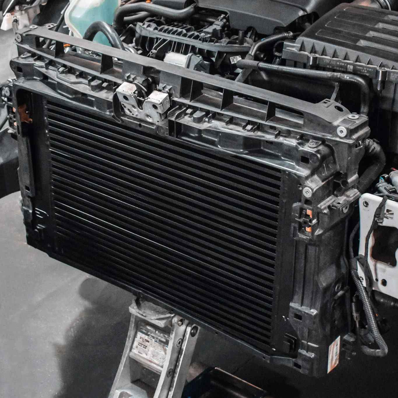 Direnza - Seat Leon Cupra 5F SC 1.8 2.0 TSI 12-20 - MVT Front Mount Intercooler Core 1 Direnza - Seat Leon Cupra 5F SC 1.8 2.0 TSI 12-20 - MVT Front Mount Intercooler Core
