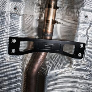 Direnza - Ford Focus MK4 ST 2.3 Ecoboost 2018+ Mid Lower Chassis Brace