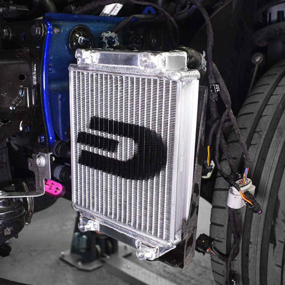 Direnza - Audi S3 8V 8Y | TTS 8S 2.0 TFSI 2012+ - Aluminium Performance Auxiliary Radiator & DSG Cooler 2 Direnza - Audi S3 8V 8Y | TTS 8S 2.0 TFSI 2012+ - Aluminium Performance Auxiliary Radiator & DSG Cooler - Image 2