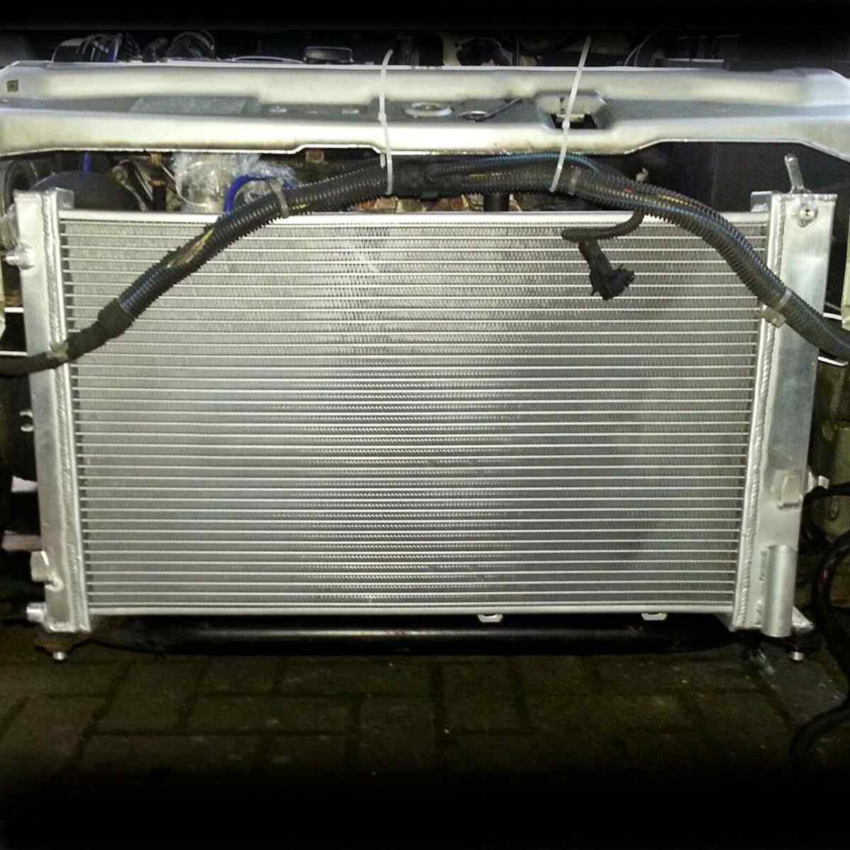 Gravity - 40Mm High Flow Radiator - Vauxhall Zafira MK1 Gsi Sri 2.0 Turbo 99-05 1 Gravity - 40Mm High Flow Radiator - Vauxhall Zafira MK1 Gsi Sri 2.0 Turbo 99-05