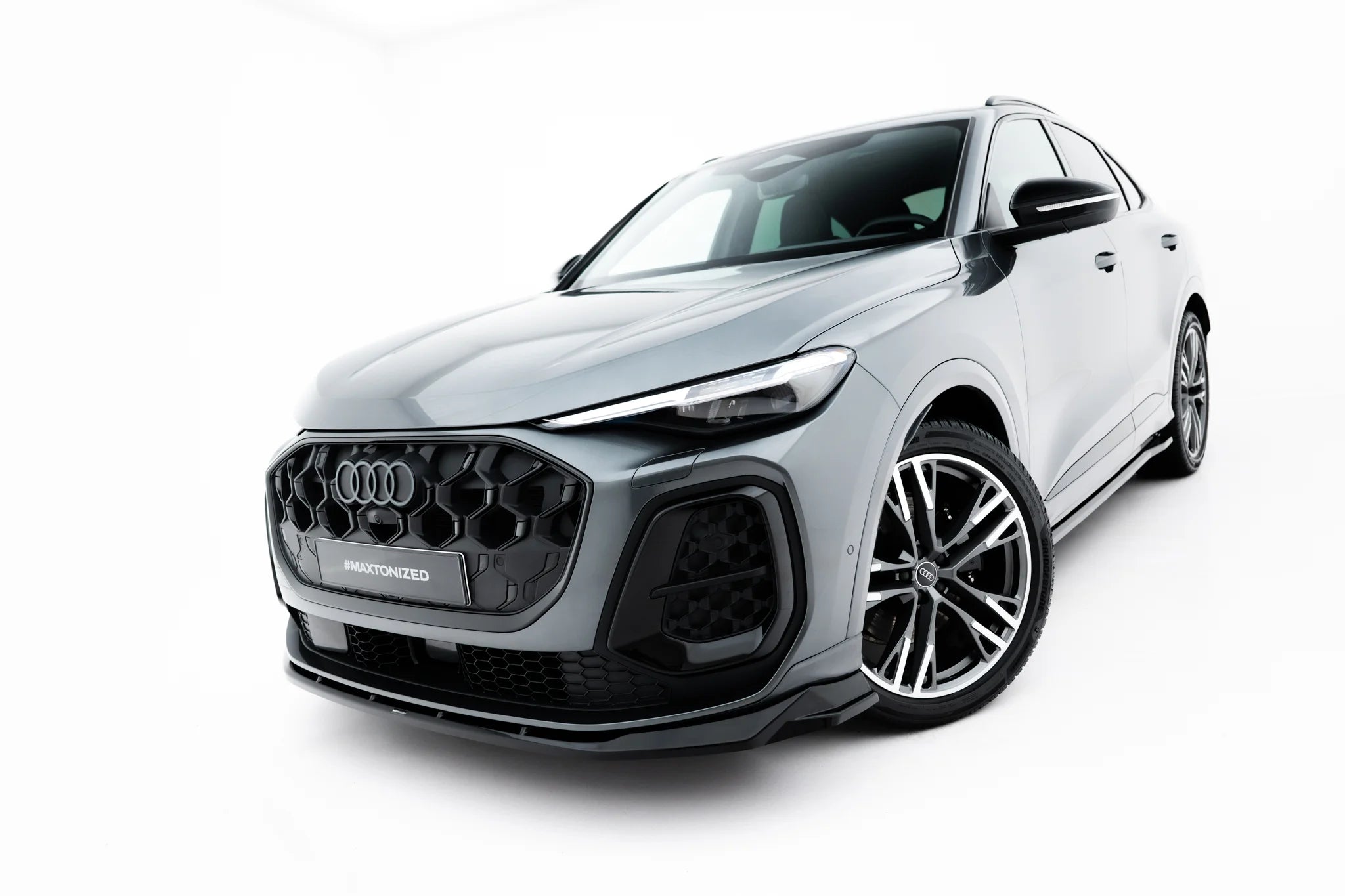 Maxton Design Front Splitter for Audi SQ5 Sportback / SUV Mk3 (2012-2016) 1 Maxton Design Front Splitter for Audi SQ5 Sportback / SUV Mk3 (2012-2016)