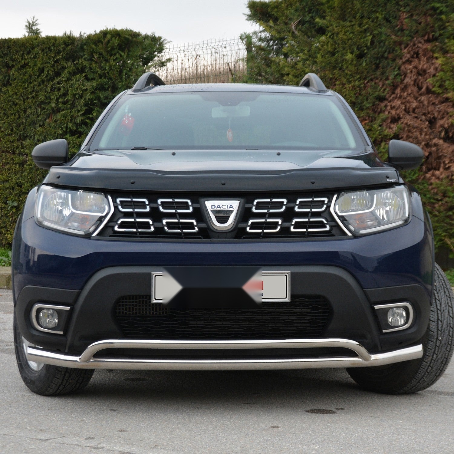 Dacia Duster Bonnet Protector (2018-2023) 4 Dacia Duster second-generation Duster 2018-2023 bonnet protector