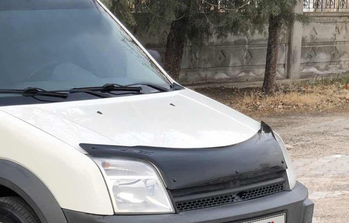 Ford Transit Connect Bonnet Protector (2003-2008) 5 Ford Transit Connect Mk1 2003-2008 bonnet protector