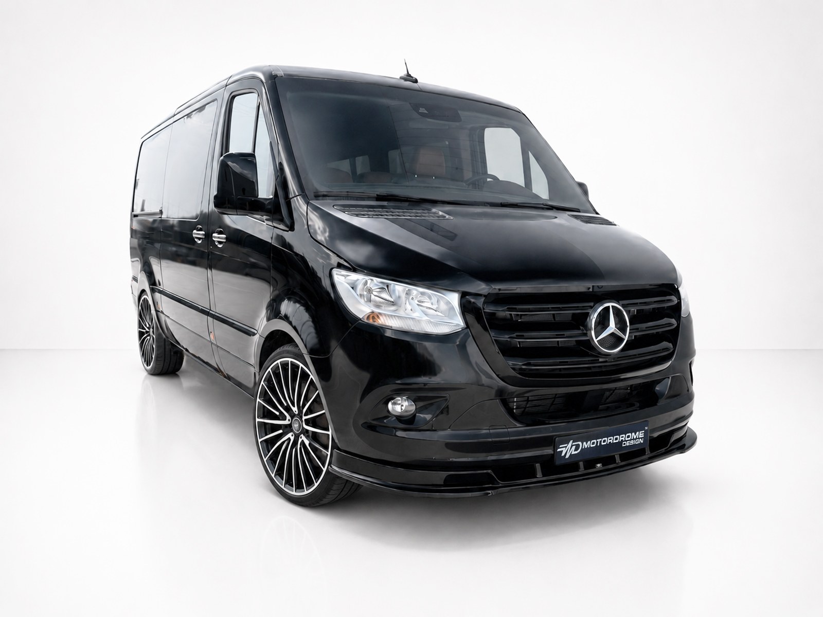 Front Splitter Mercedes Sprinter Mk3 (2018-) 2 Front Splitter Mercedes Sprinter Mk3 (2018-) - Image 2