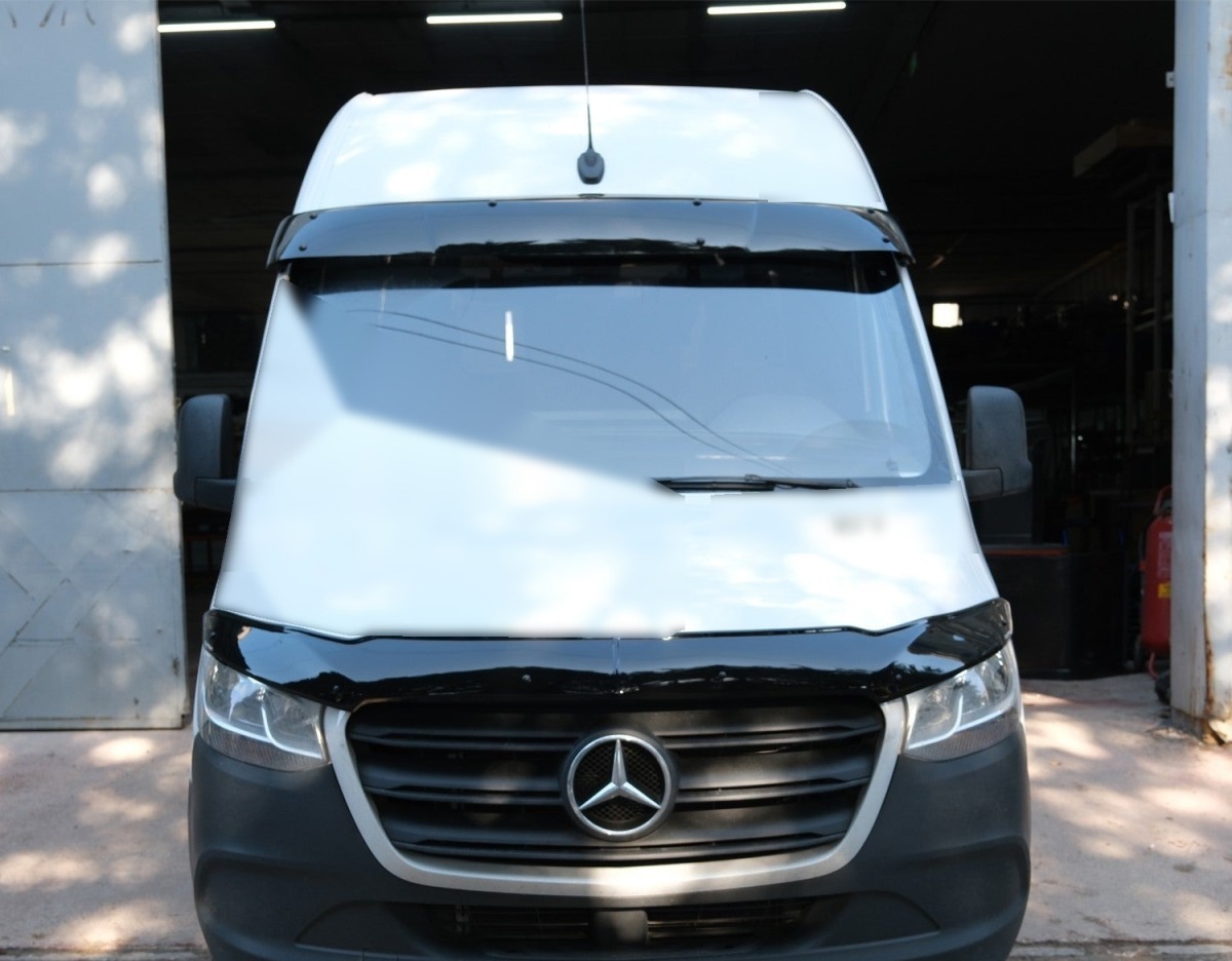 Mercedes Sprinter Bonnet Protector (2018+) 4 Mercedes-Benz Sprinter W907 2018+ bonnet protector