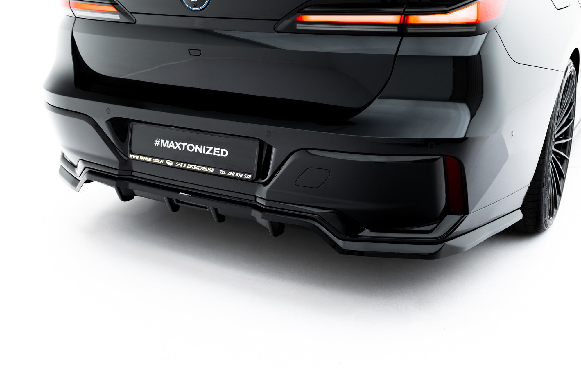 Maxton Design Rear Splitter (With Vertical Bars) V.2 for BMW 7 M-Pack G70 2 Maxton Design Rear Splitter (With Vertical Bars) V.2 for BMW 7 M-Pack G70 - Image 2