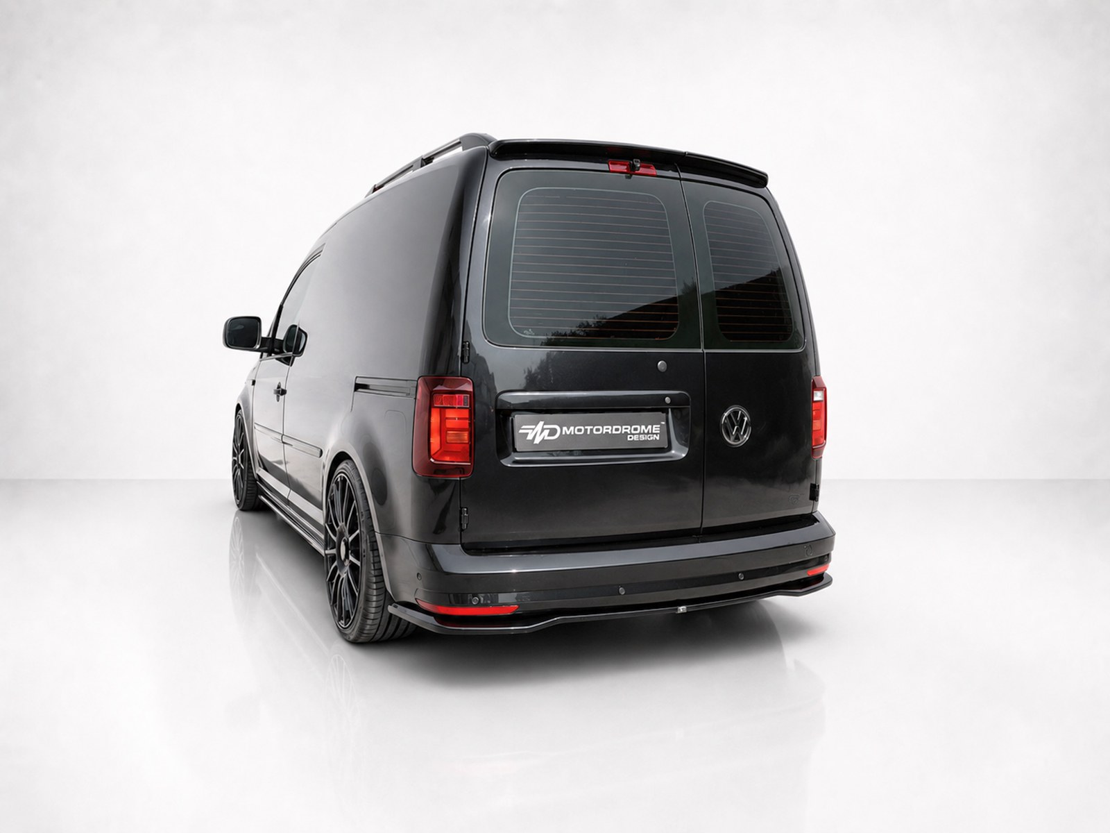 Roof Spoiler Barn Doors Volkswagen Caddy Mk4 (2015-2021) 3 Roof Spoiler Barn Doors Volkswagen Caddy Mk4 (2015-2021) - Image 3