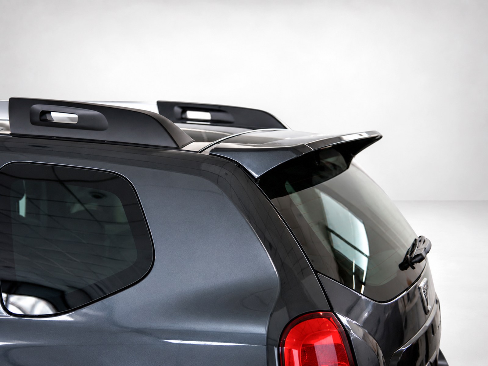 Roof Spoiler Dacia Duster Mk1 (2010-2017) 4 Roof Spoiler Dacia Duster Mk1 (2010-2017) - Image 4