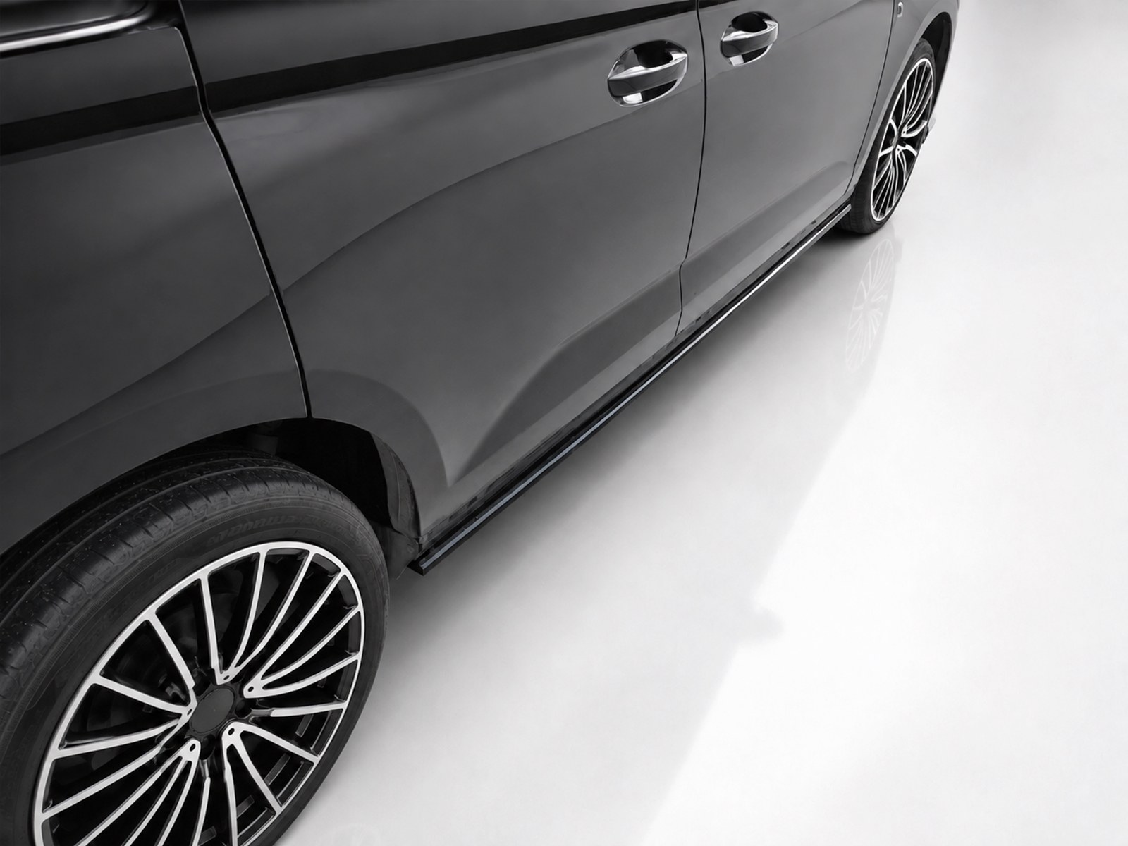 Side Skirts Extensions Volkswagen Caddy Mk5 / Ford Transit Connect L1 Mk3 (2021-) 3 Side Skirts Extensions Volkswagen Caddy Mk5 / Ford Transit Connect L1 Mk3 (2021-) - Image 3
