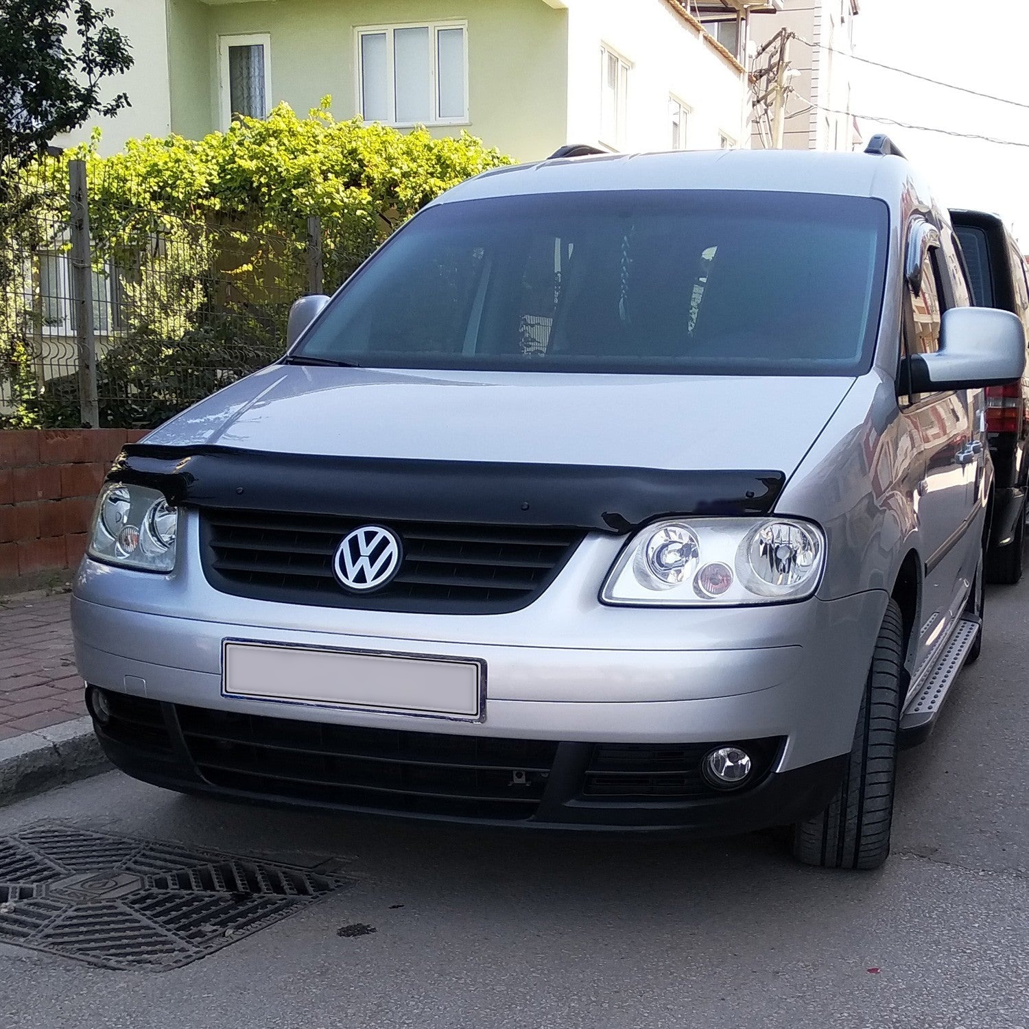 VW Caddy Bonnet Protector (2004-2011) 9 VW Caddy Mk3 (2004-2011) bonnet protector